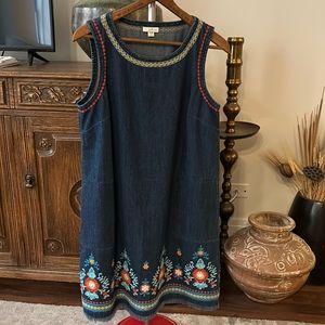 PETITE J Jill Malibu Embroidered Denim Dress